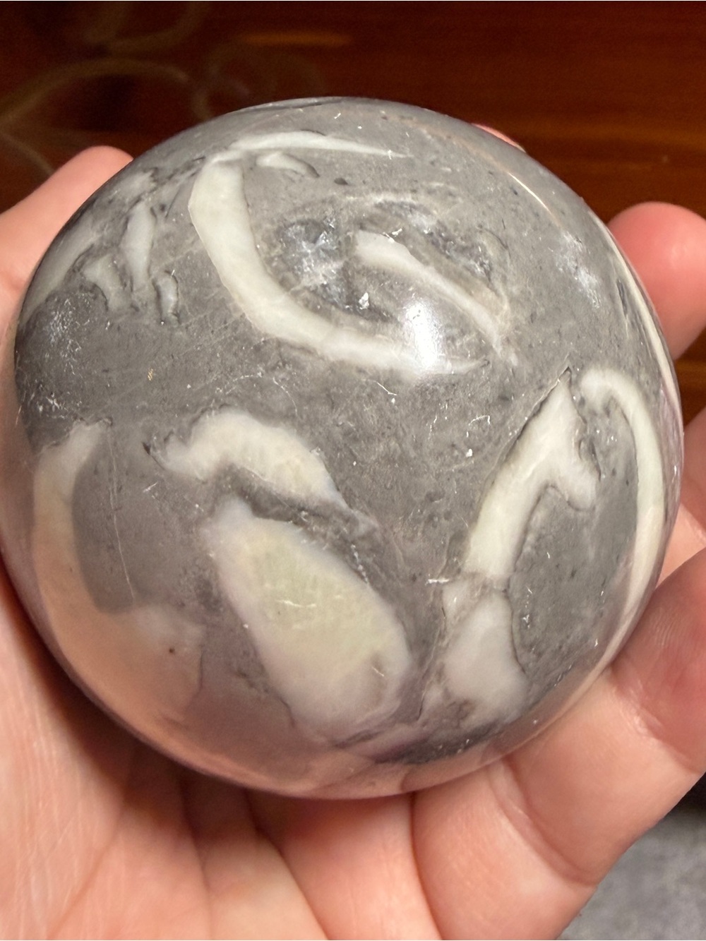 Shell jasper crystal sphere - Picture 2 of 9